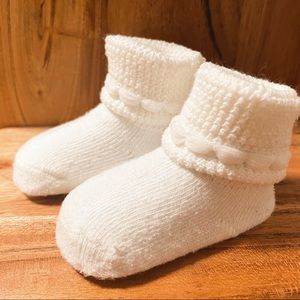 8 Pairs White Socks / 0-3 Months